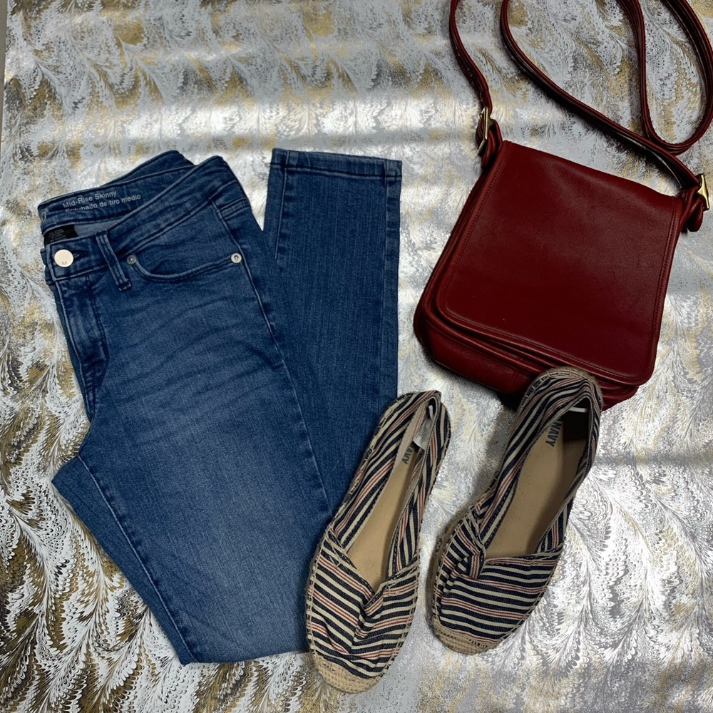 🔊Women’s Gap flats